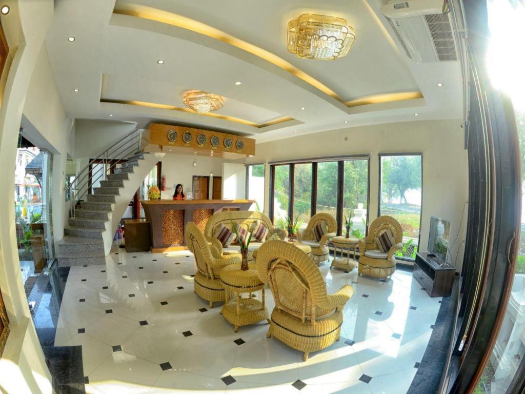 Shwe Taung Tan Hotel - Lake View Monywa Exteriér fotografie