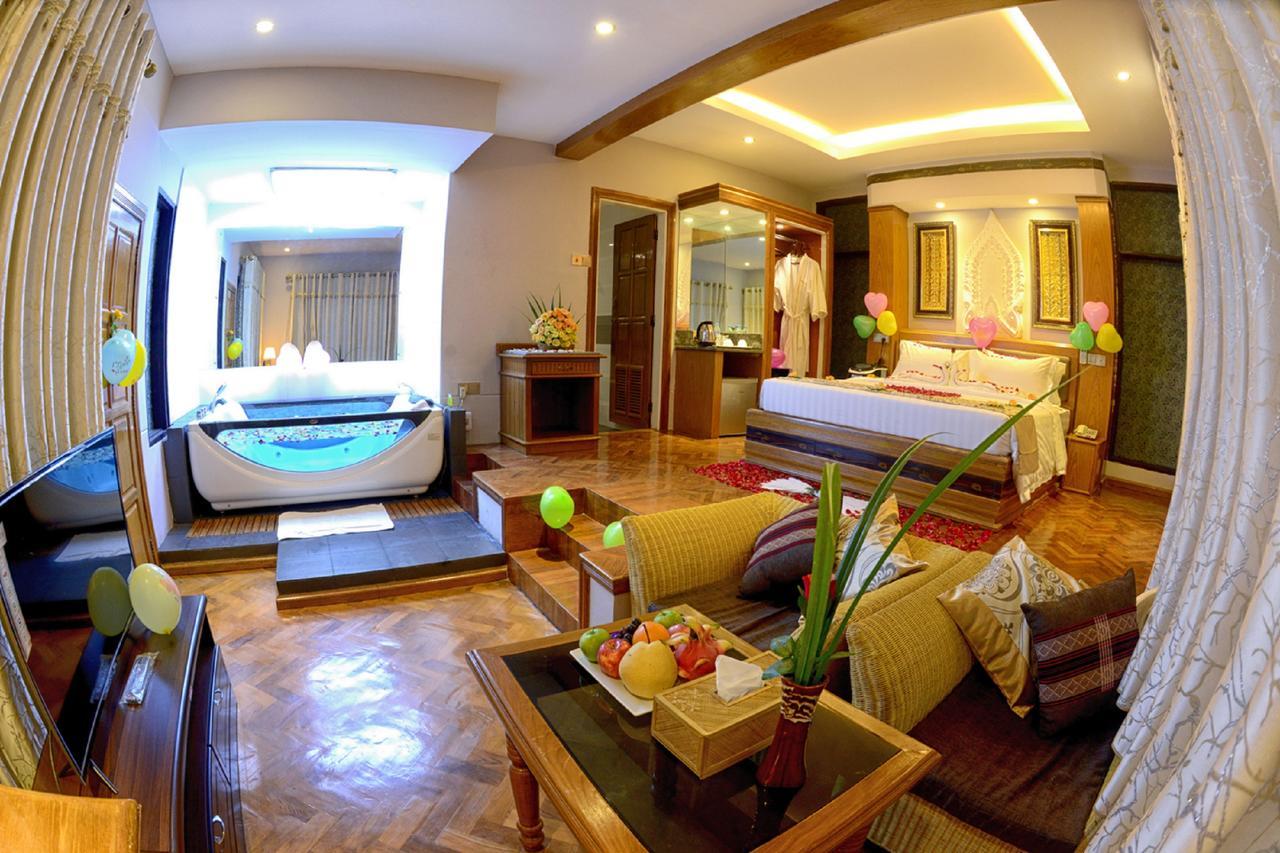 Shwe Taung Tan Hotel - Lake View Monywa Exteriér fotografie